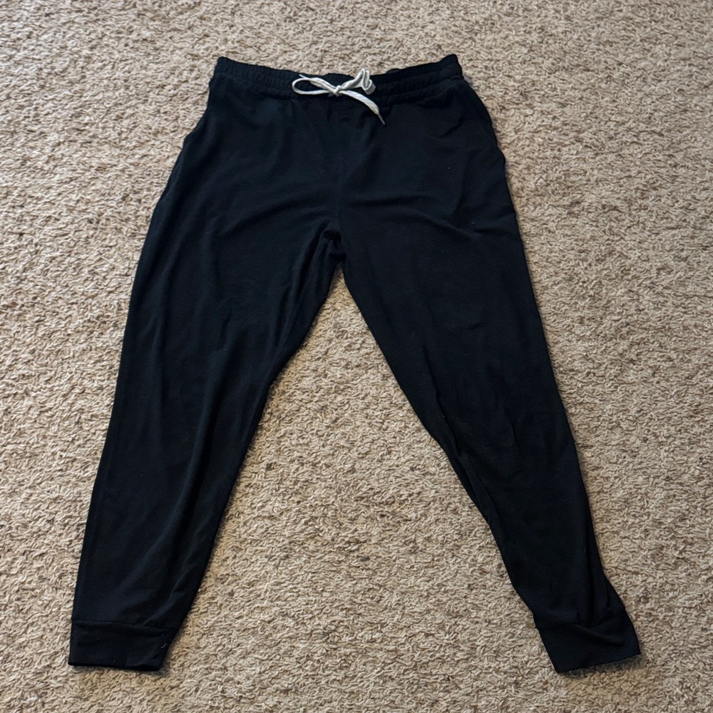 Vuori Charcoal Jogger Pants